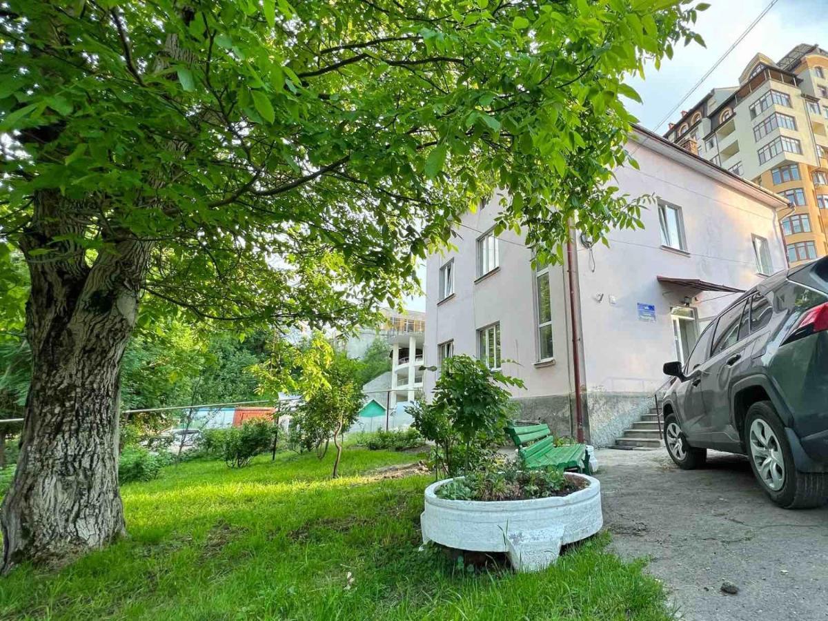 Готель-Хостел Truskavets Exterior photo